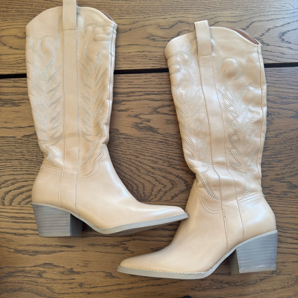 Oasis Society light tan Cowboy Heeled Boots Western